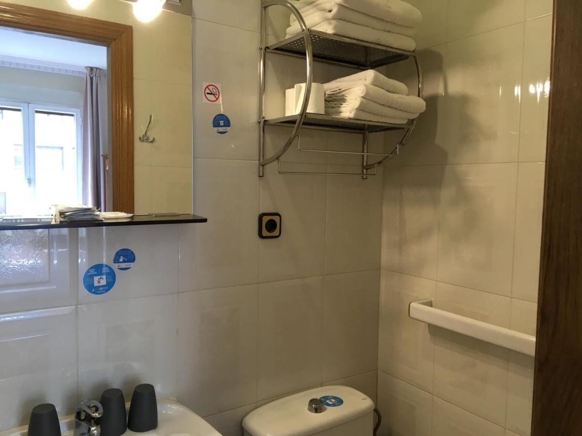 Hostal Retiro مدريد المظهر الخارجي الصورة