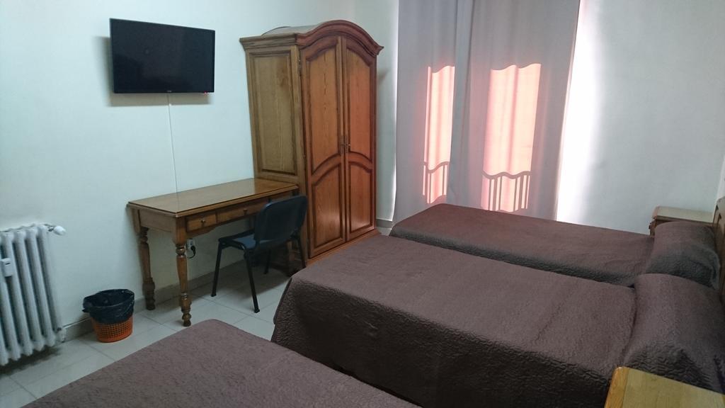 Hostal Retiro مدريد الغرفة الصورة