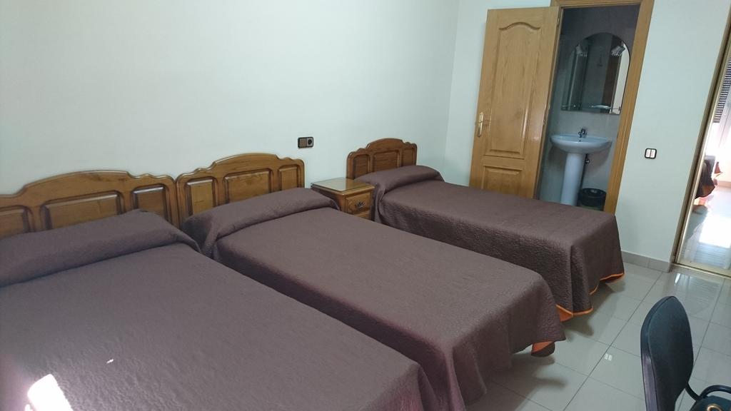Hostal Retiro مدريد المظهر الخارجي الصورة