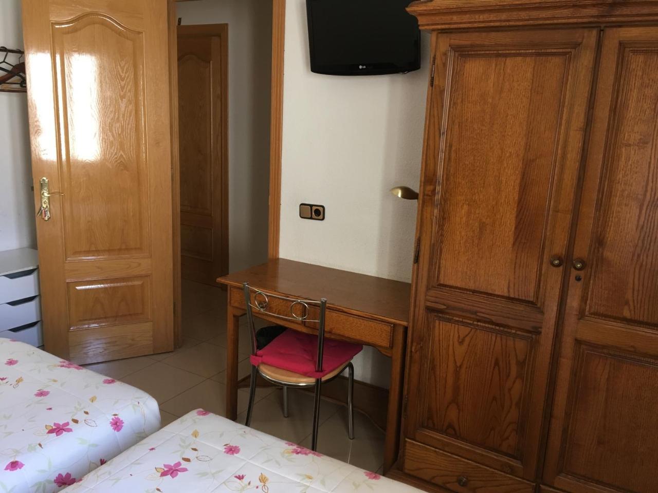 Hostal Retiro مدريد المظهر الخارجي الصورة